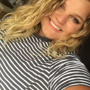 Meet your Posher, Karlie